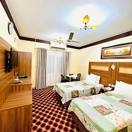 Al Ahrar Hotel ドバイ エクステリア 写真